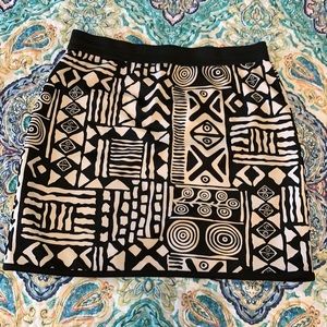 Polyester black and white geometric print skirt